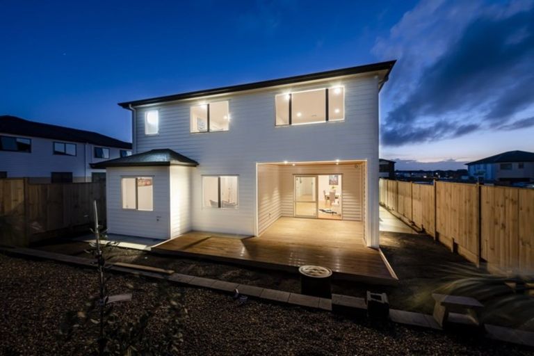Photo of property in 46 Hikuawa Road, Flat Bush, Auckland, 2019