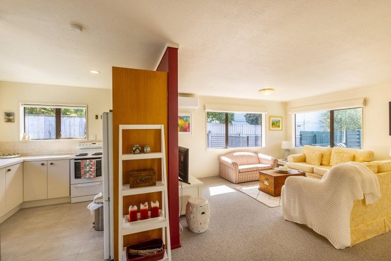 Photo of property in 1/56 Seaview Road, Paraparaumu Beach, Paraparaumu, 5032