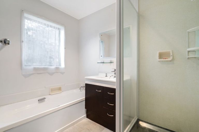 Photo of property in 65 Kurnell Drive, Botany Downs, Auckland, 2010