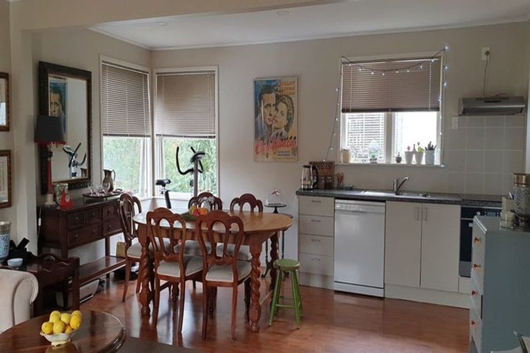 Photo of property in 20 Freya Place, Torbay, Auckland, 0630