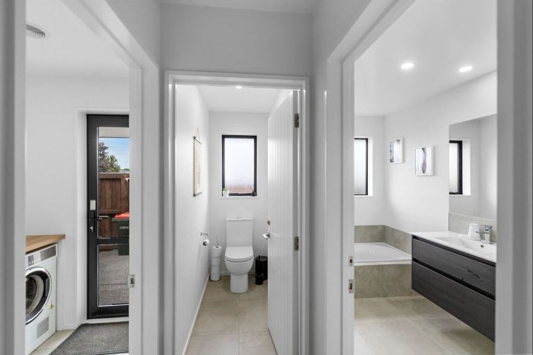 Photo of property in 35a Masefield Drive, Rolleston, 7614