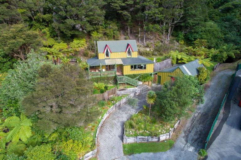 Photo of property in 55 Kowhai Street, Wainuiomata, Lower Hutt, 5014