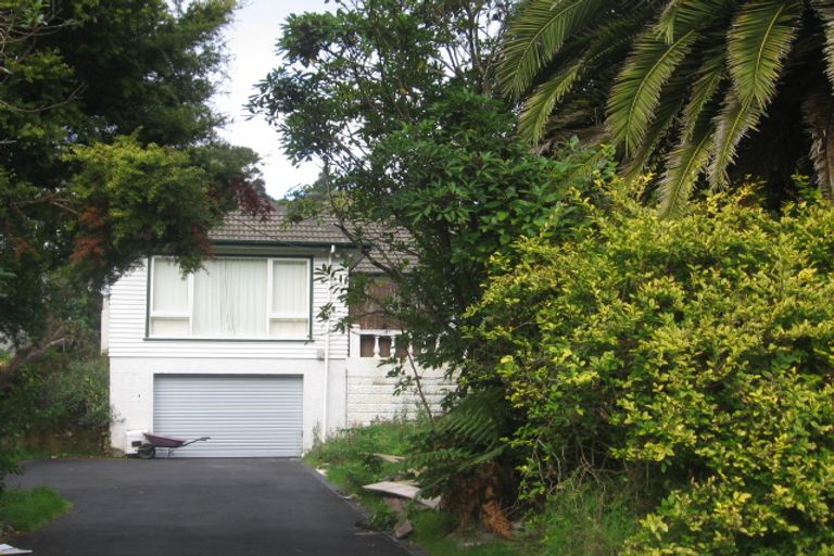 Photo of property in 24 Hair Street, Wainuiomata, Lower Hutt, 5014
