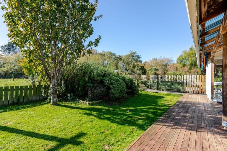 Photo of property in 41 Riverdale Road, Dannevirke, 4930