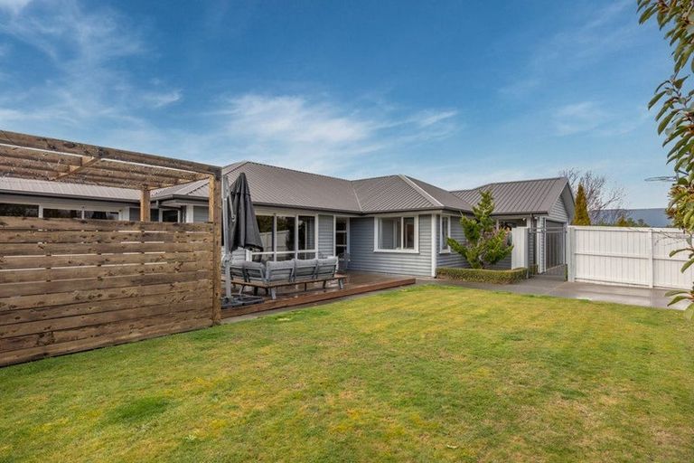 Photo of property in 20 Rue De La Mare, Parklands, Christchurch, 8083