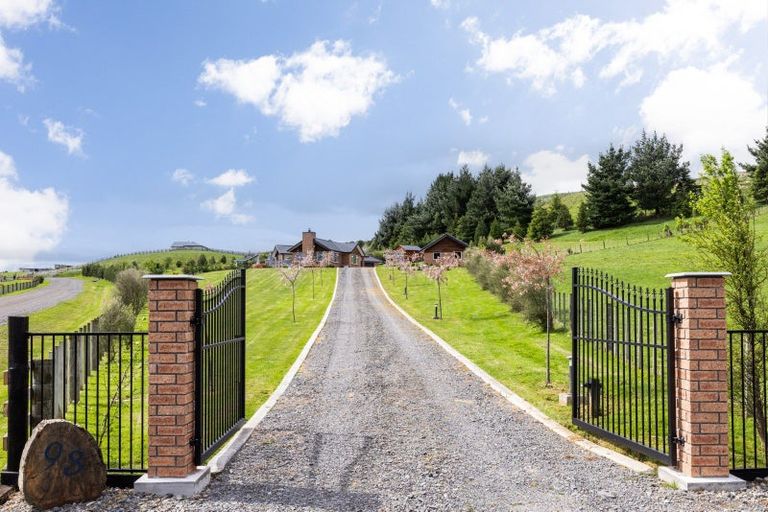 Photo of property in 93 Watts Street, Waipawa, 4277