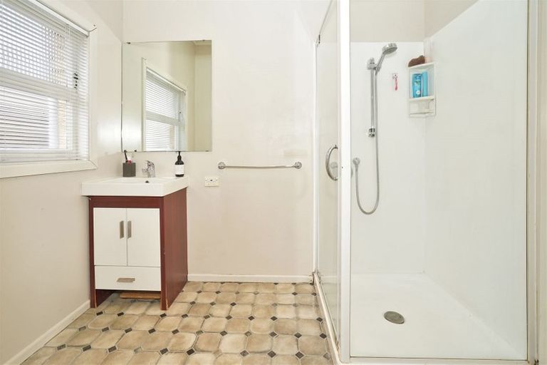 Photo of property in 12 Grey Street, Hamilton East, Hamilton, 3216