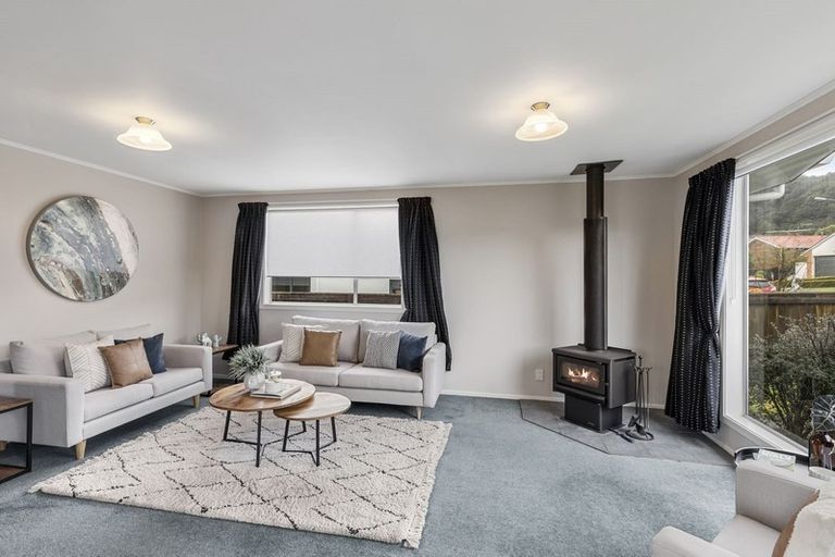 Photo of property in 11 Karamea Grove, Wainuiomata, Lower Hutt, 5014