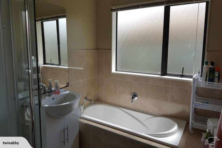 Photo of property in 5 Kereru Place, Pyes Pa, Tauranga, 3112