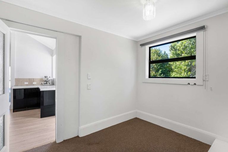 Photo of property in 2 Cobden Street, Gisborne, 4010