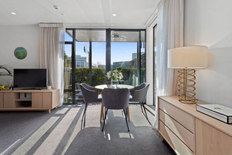 Photo of property in 50 Kilmore Street, Christchurch Central, Christchurch, 8013