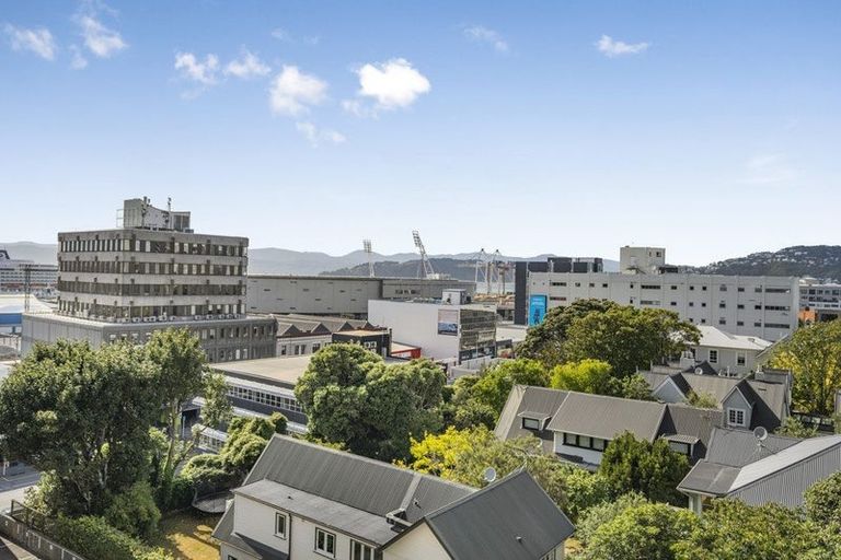 Photo of property in Hobson Court Flats, 59/70u Hobson Street, Thorndon, Wellington, 6011