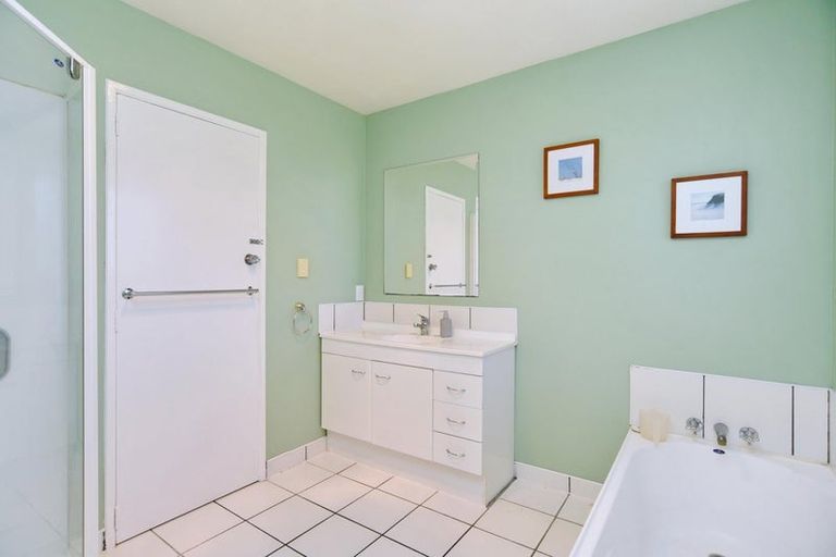 Photo of property in 10 Martyn Street, Rangiora, 7400