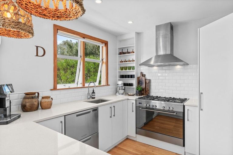 Photo of property in 67 Kuratawhiti Street, Greytown, 5712