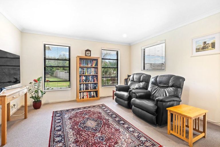 Photo of property in 21 Pyle Road East, One Tree Point, Whangarei, 0171