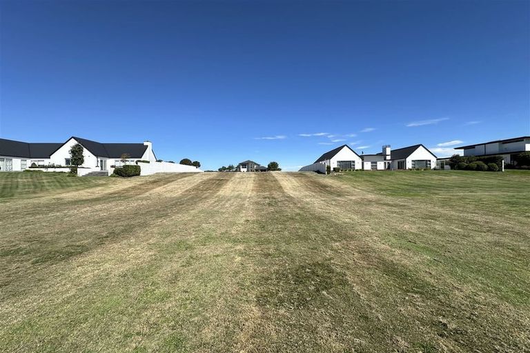 Photo of property in 18 Kaikainui Lane, Northwood, Christchurch, 8051