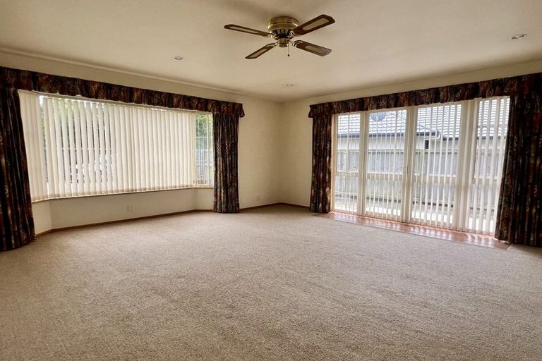 Photo of property in 296 Mairehau Road, Burwood, Christchurch, 8083