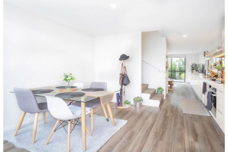 Photo of property in 17/10 Rex Street, Riccarton, Christchurch, 8041