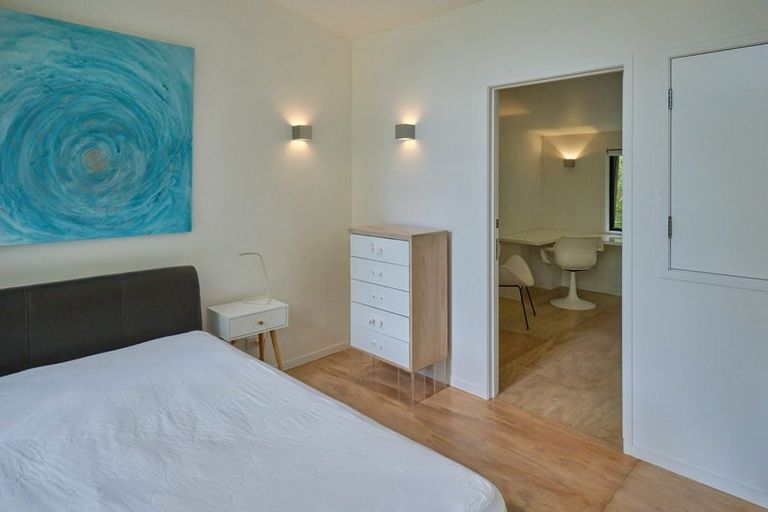 Photo of property in 44 Mcmillan Road, Arthurs Point, Queenstown, 9371