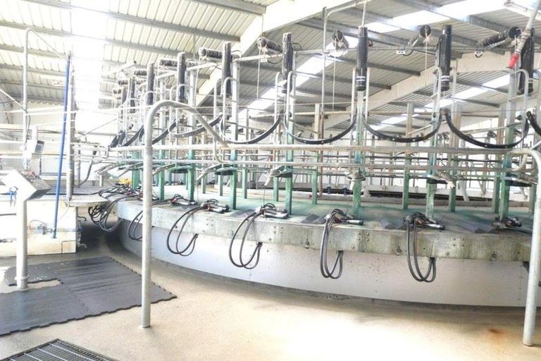 Photo of property in 47 Inwoods Road, Parklands, Christchurch, 8083