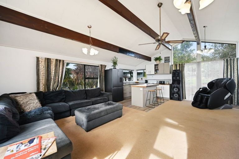 Photo of property in 47 Russleigh Drive, Dinsdale, Hamilton, 3204