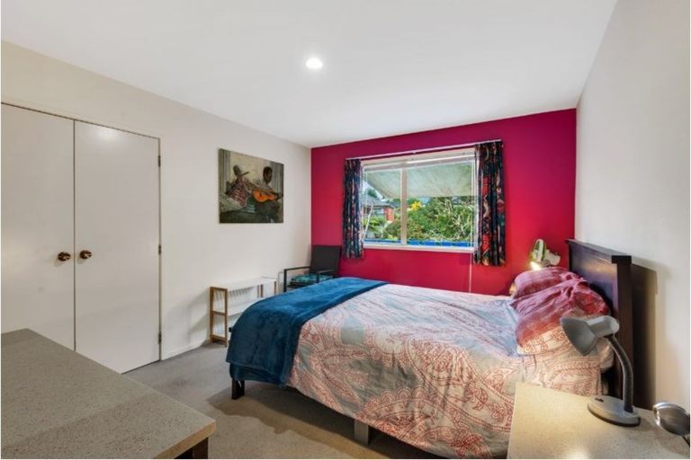 Photo of property in 1/29 Katrina Place, Massey, Auckland, 0614