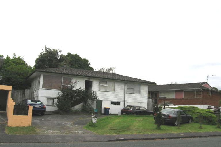Photo of property in 76 Hellyers Street, Birkdale, Auckland, 0626