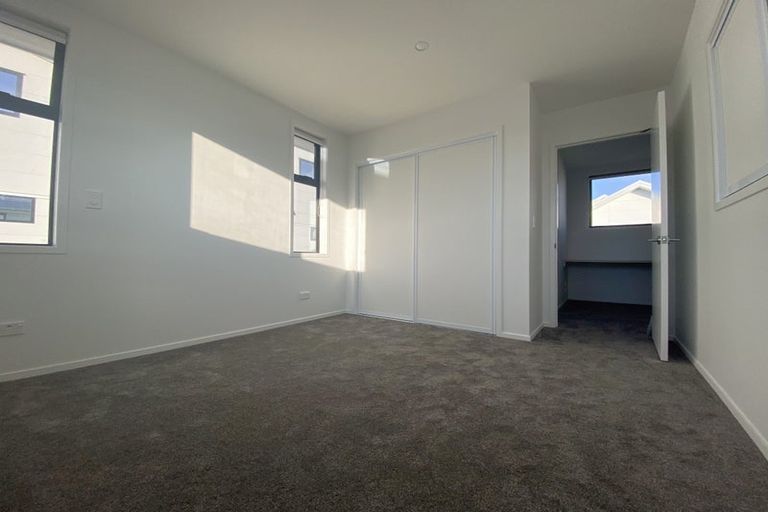 Photo of property in 11/232 Marine Parade, New Brighton, Christchurch, 8061