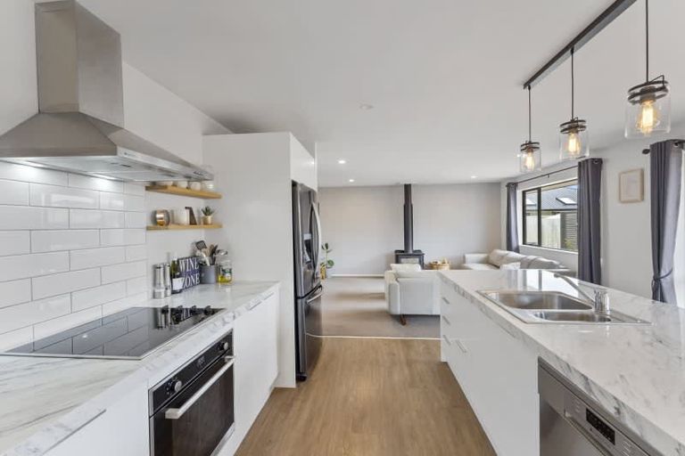 Photo of property in 4 Fearne Drive, Woodend, 7610