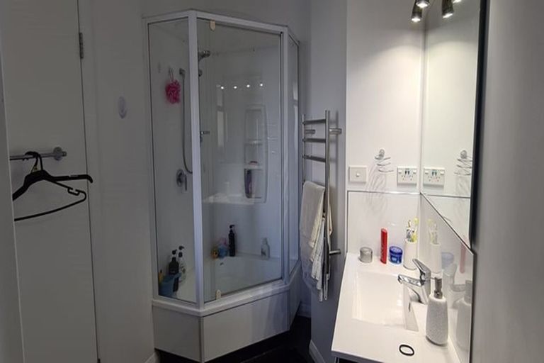 Photo of property in 10 Abbotsford Road, Waipawa, 4210