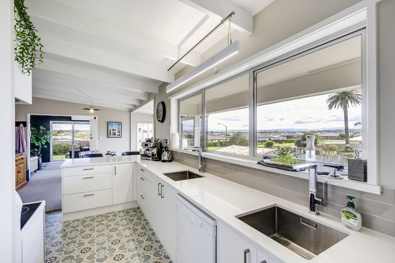 Photo of property in 180 Te Awa Avenue, Awatoto, Napier, 4110