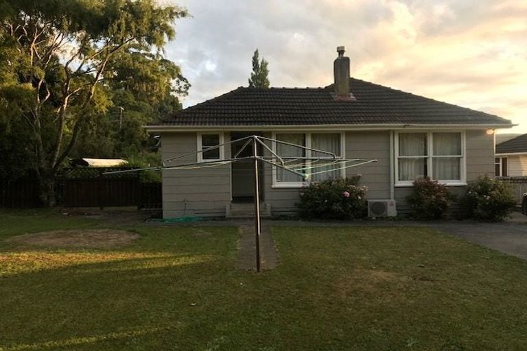 Photo of property in 6 Prebble Grove, Naenae, Lower Hutt, 5011
