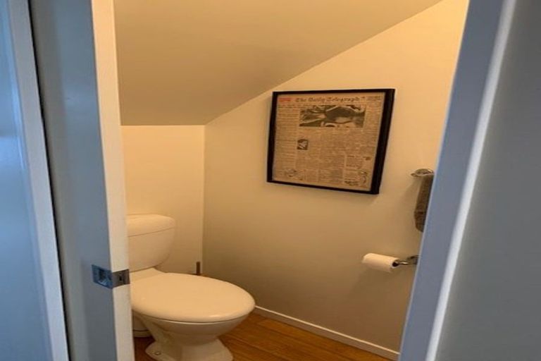 Photo of property in 3/17 Harbour View Road, Te Atatu Peninsula, Auckland, 0610