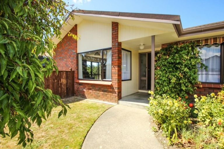 Photo of property in 24 Hetley Crescent, Taradale, Napier, 4112