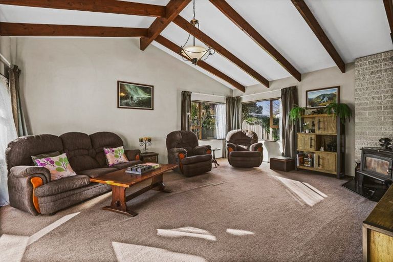 Photo of property in 8a Clarence Cox Crescent, Pirimai, Napier, 4112