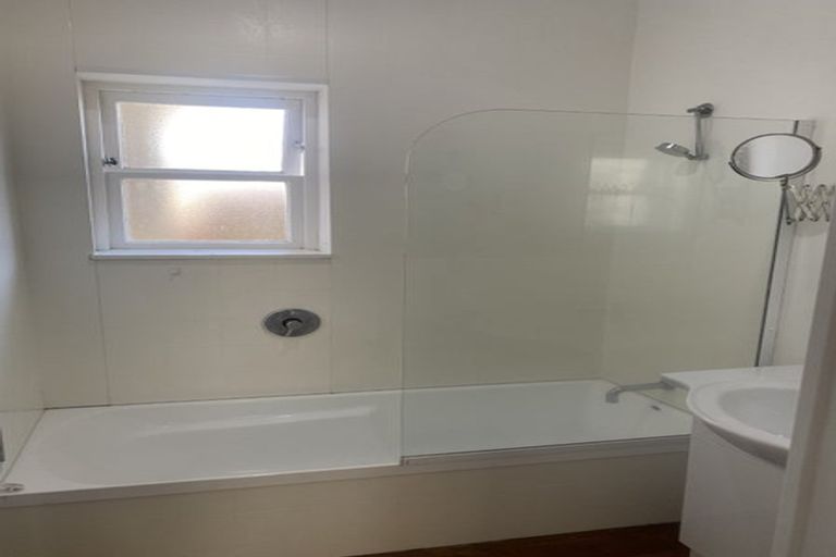 Photo of property in 3 Brook Street, Waiwhetu, Lower Hutt, 5010
