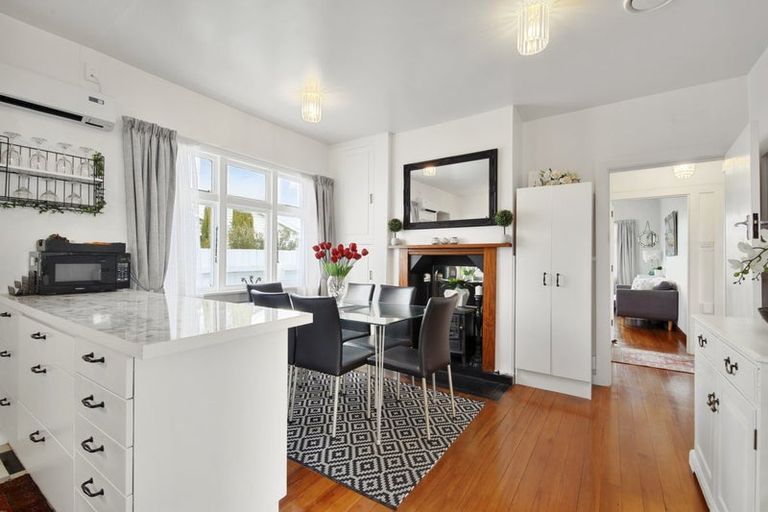 Photo of property in 102a West Belt, Rangiora, 7400