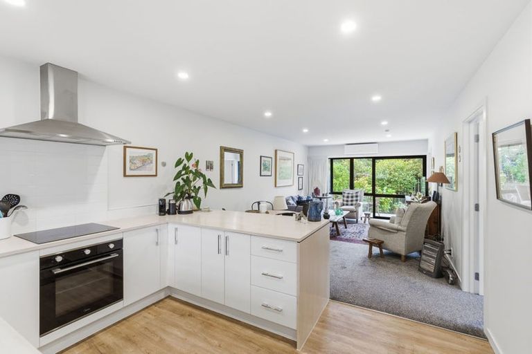 Photo of property in 10/71b Main Road, Redcliffs, Christchurch, 8081