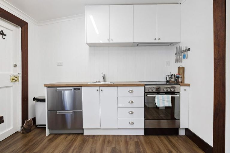 Photo of property in 18 Boom Rock Road, Ohariu, Wellington, 6037