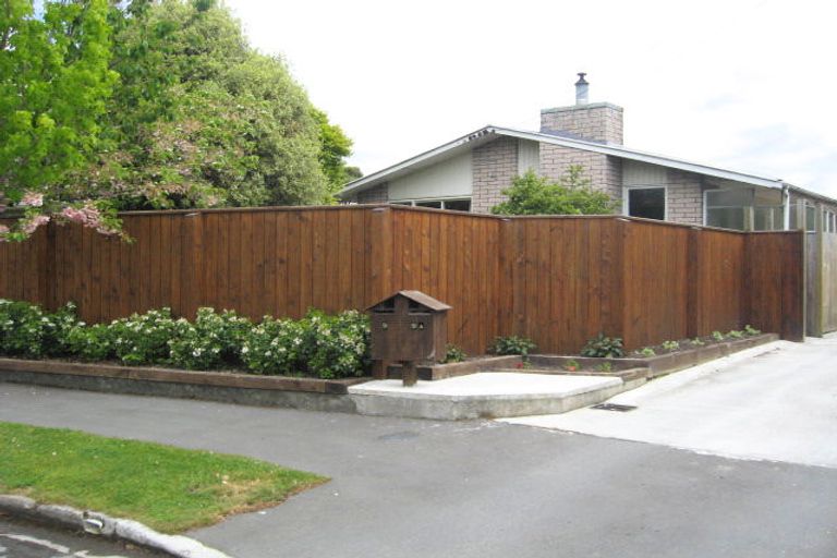 Photo of property in 9 Larch Place, Casebrook, Christchurch, 8051
