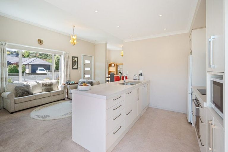 Photo of property in 4 Woodlau Rise, Huntsbury, Christchurch, 8022