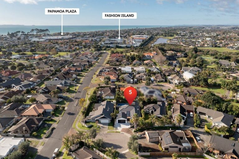Photo of property in 5 Piha Close, Papamoa Beach, Papamoa, 3118