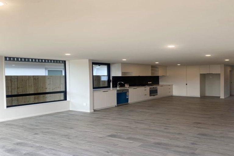 Photo of property in 19/6u Bushland Grove, Paparangi, Wellington, 6037