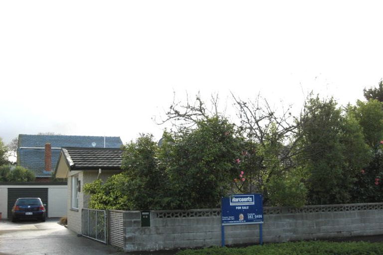 Photo of property in 63 Holly Road, St Albans, Christchurch, 8014