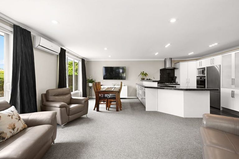 Photo of property in 392a Hukanui Road, Rototuna, Hamilton, 3210