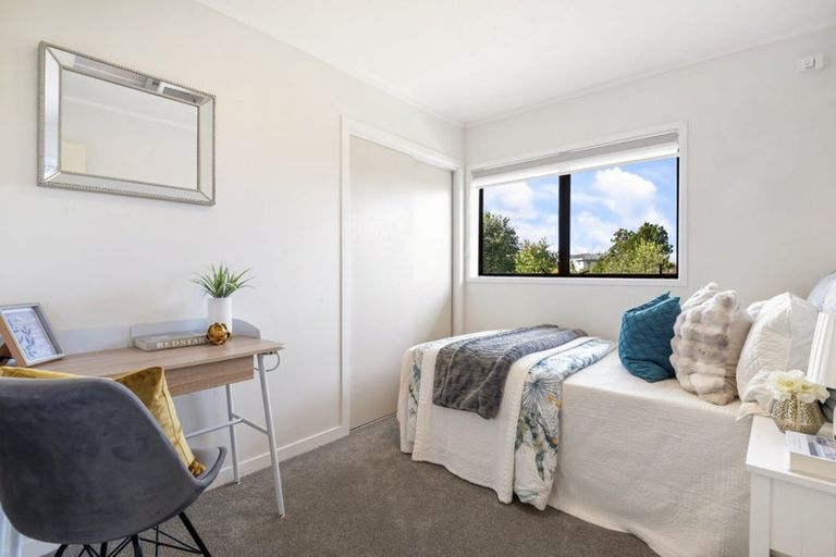 Photo of property in 1/94 Glamorgan Drive, Torbay, Auckland, 0630