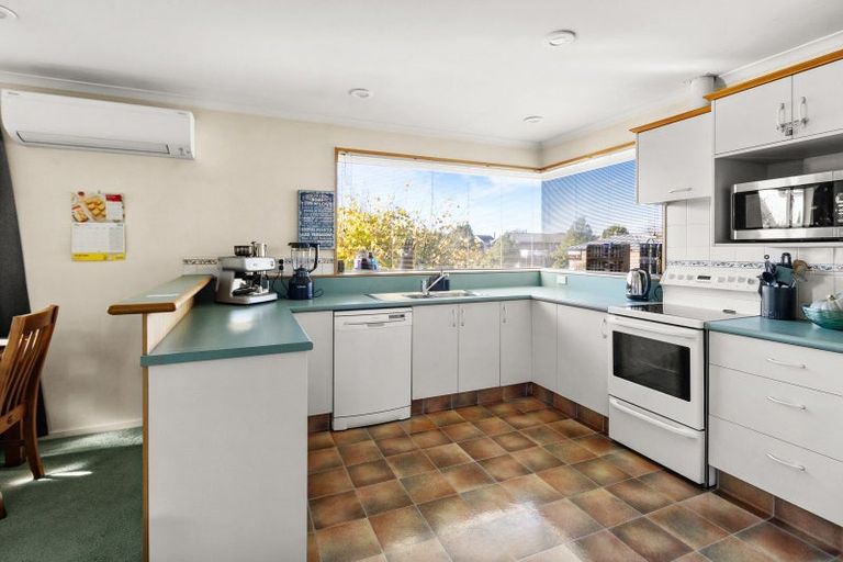 Photo of property in 35 Stirling Place, Marchwiel, Timaru, 7910