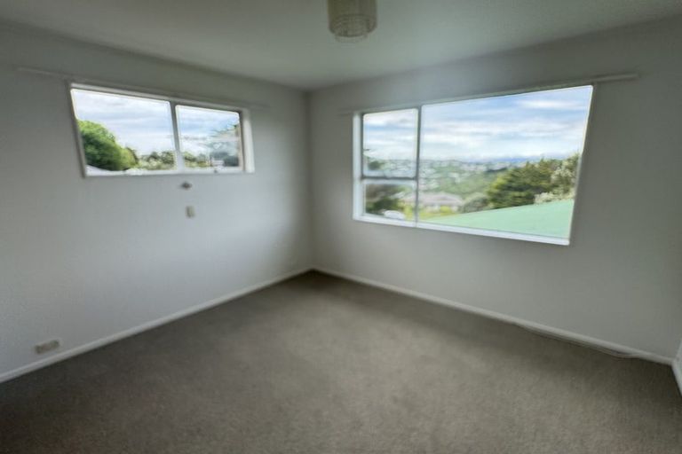 Photo of property in 5 Sita Way, Broadmeadows, Wellington, 6035