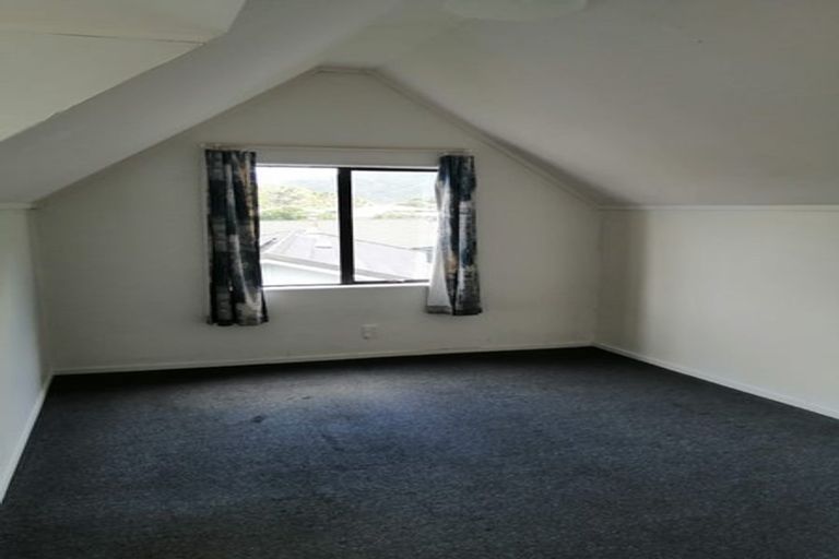 Photo of property in 5 Appleton Place, Karori, Wellington, 6012