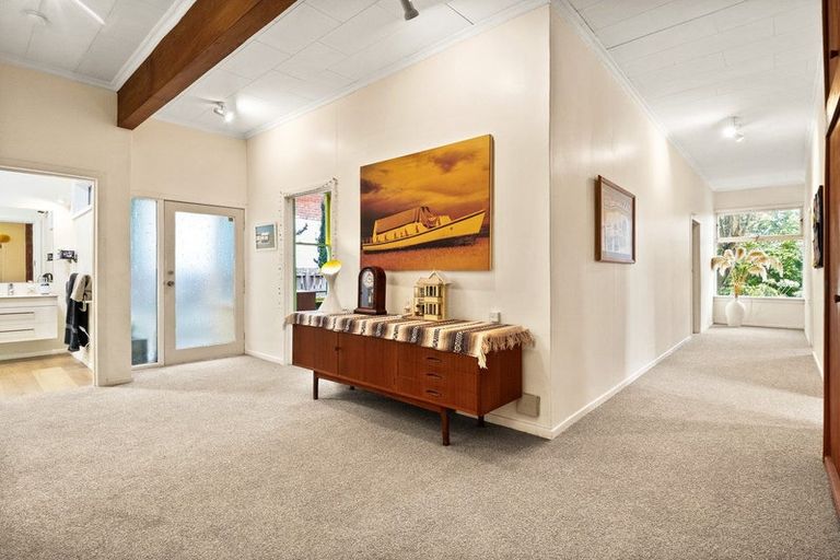 Photo of property in 108 Eglinton Road, Mornington, Dunedin, 9011